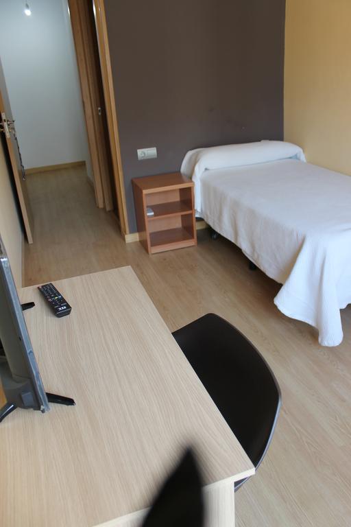 Hostal Cal Siles El Prat de Llobregat Kültér fotó